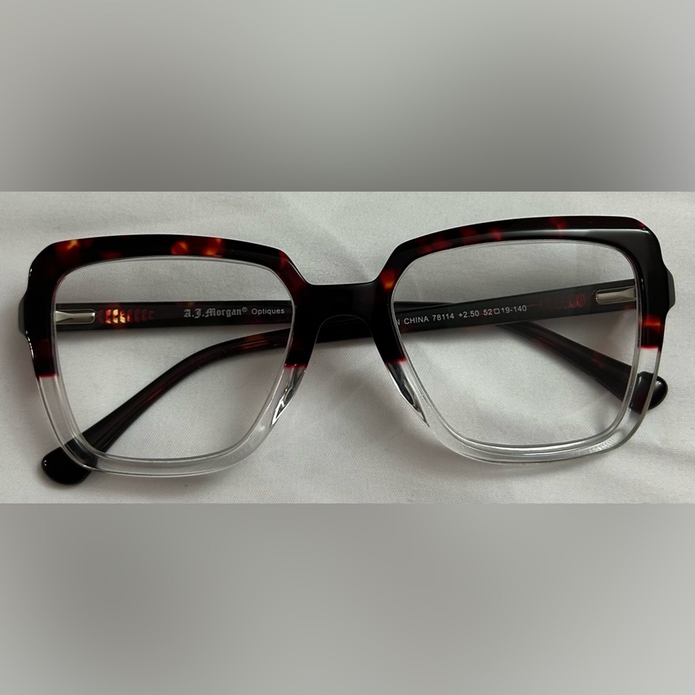 NWOT  AJ MORGAN EYEWEAR The Curator